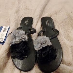 Simply Vera Vera Wang Pom-Pom Flip-Flops black, grey & black floral accents. 5.5